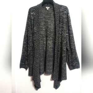 Women Black-White  Cardigan / Size 3X / NWOT